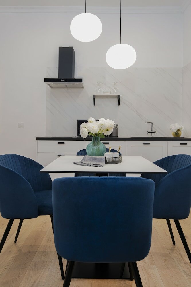 Фото Pierrot & Pierrette Apartments