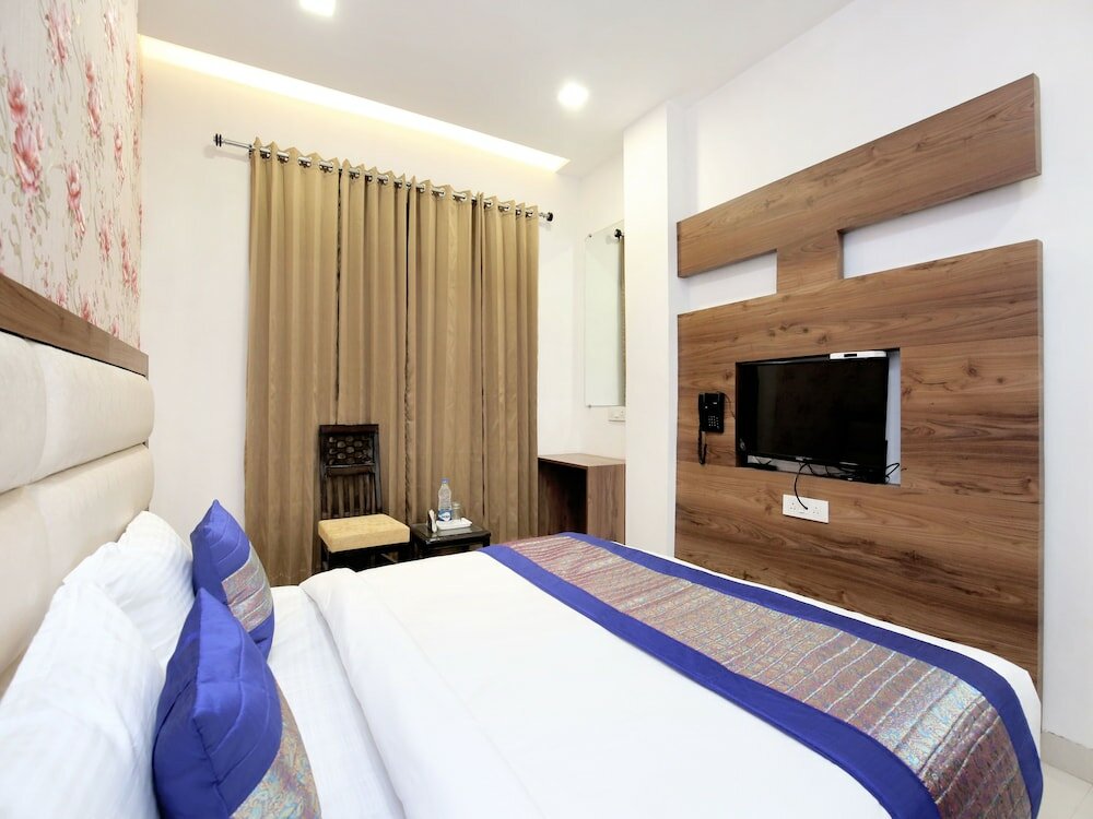 Фото Oyo 15208 Hotel Unique