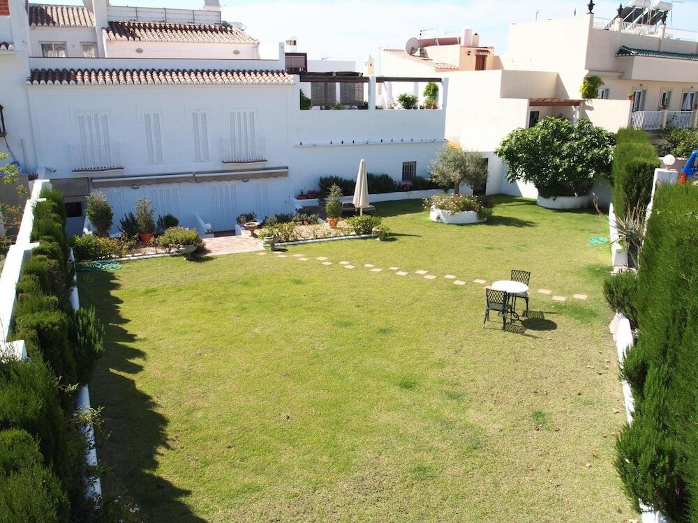 Фото Hostal Tres Soles