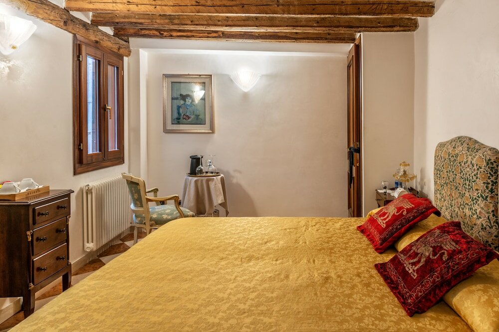 Фото Luxury Venetian Rooms