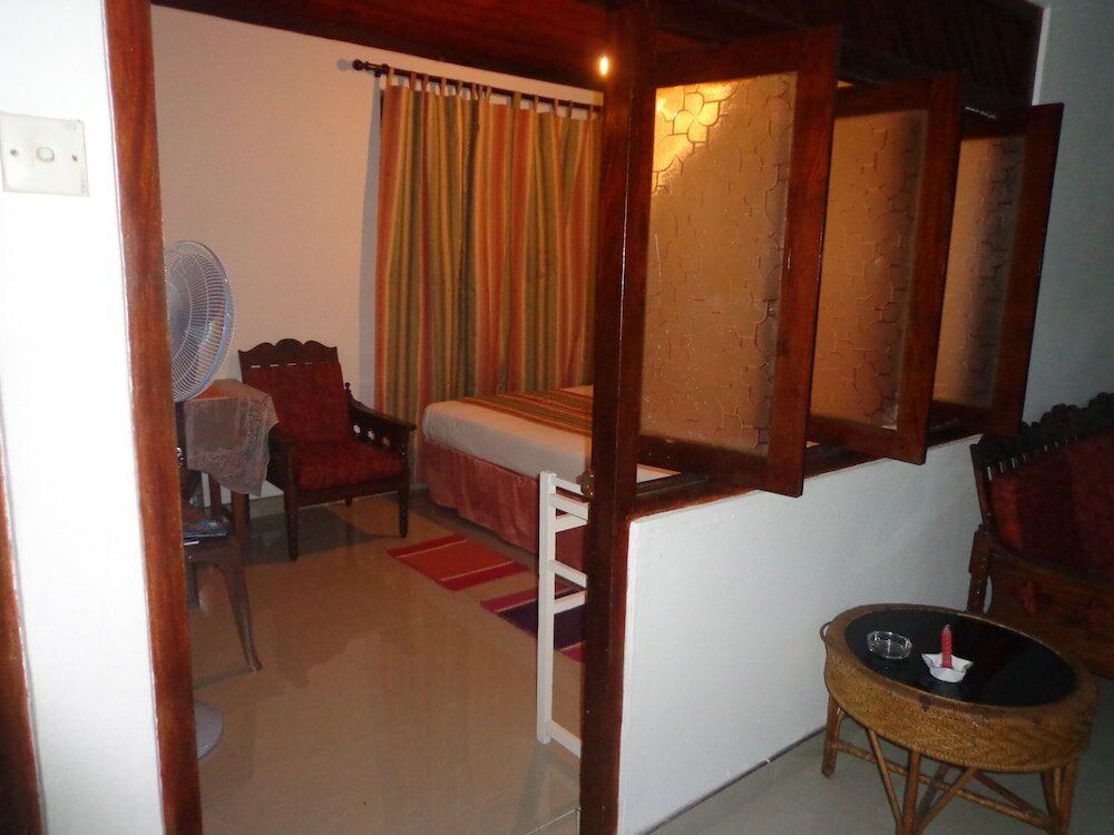 Фото Brown's Edge Residence