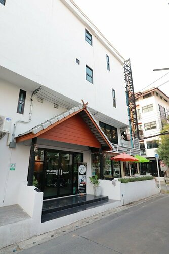Гостиница Oyo 544 Sleep Sloth Hostel в Чиангмае