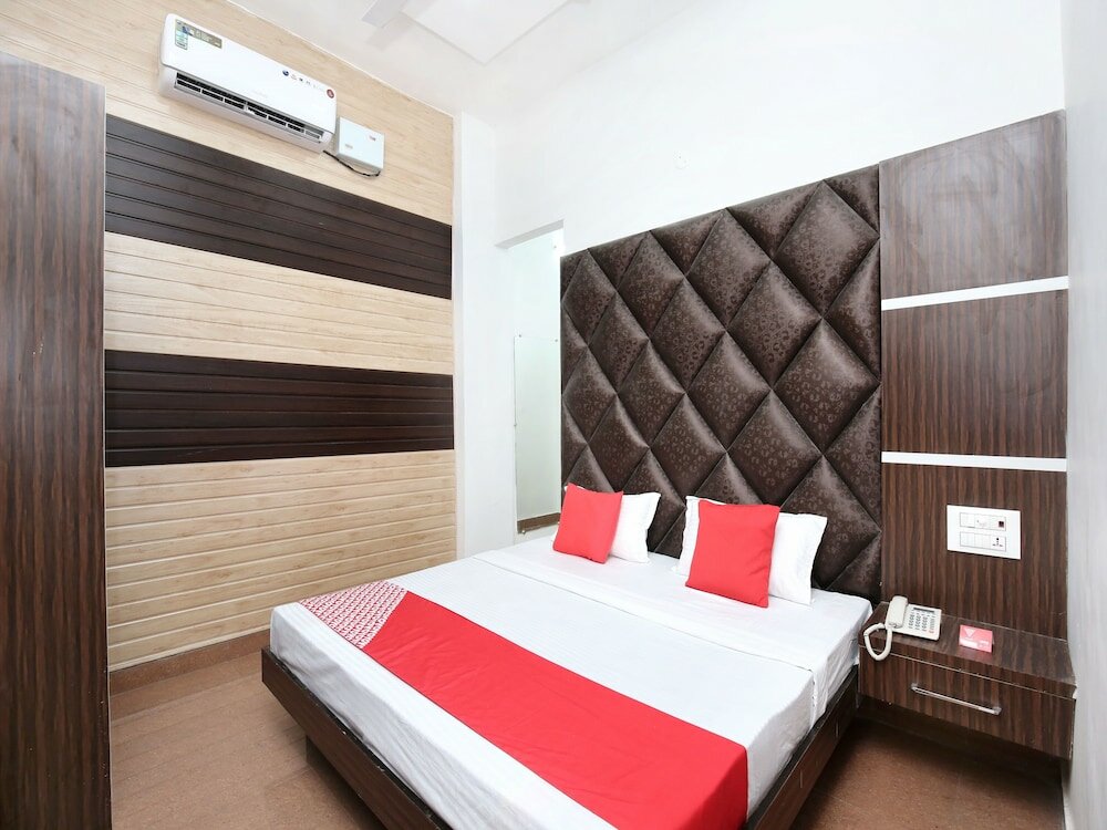 Фото Oyo 15863 Hotel Royal Vij