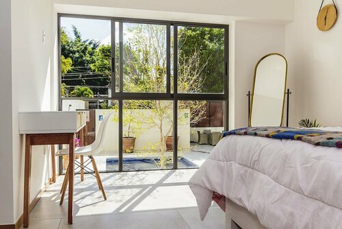 Гостиница Blue Pepper Premium Rooms в Гвадалахаре