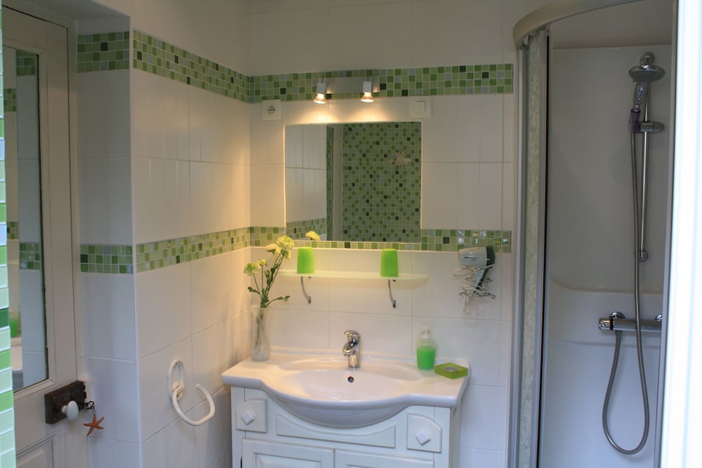 Фото Logis Les Remparts