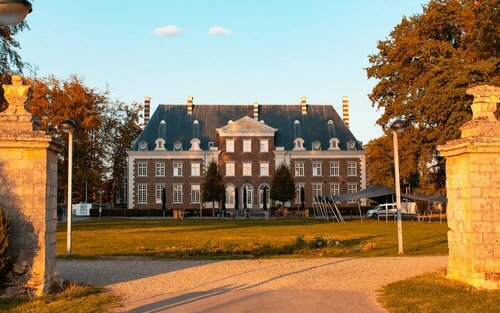 Внешний вид отеля Kasteel Pietersheim в Ланакене, фото 4