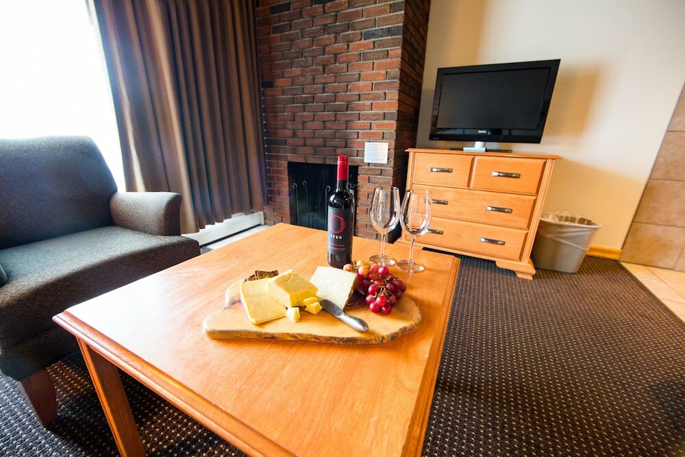 Фото Jasper Inn & Suites by INNhotels