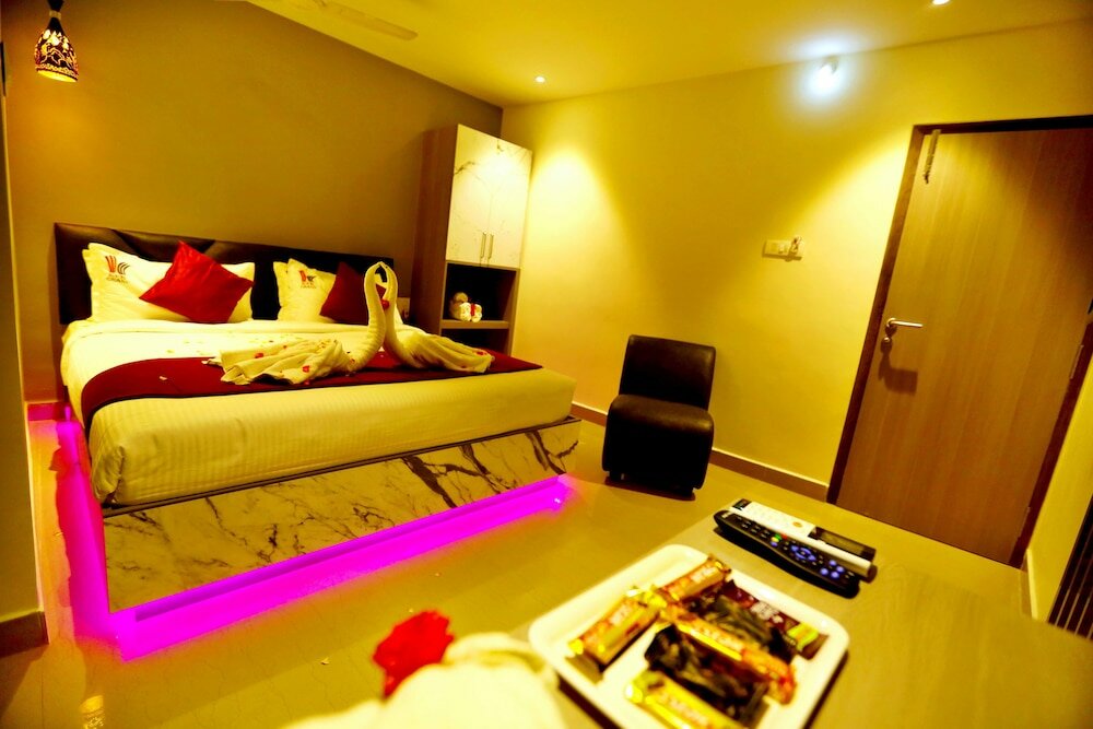 Фото Hotel Kek Grand Park