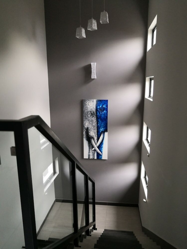 Фото Re - Roomy Stay