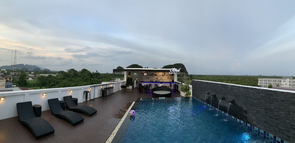 Фото The Seens Hotel