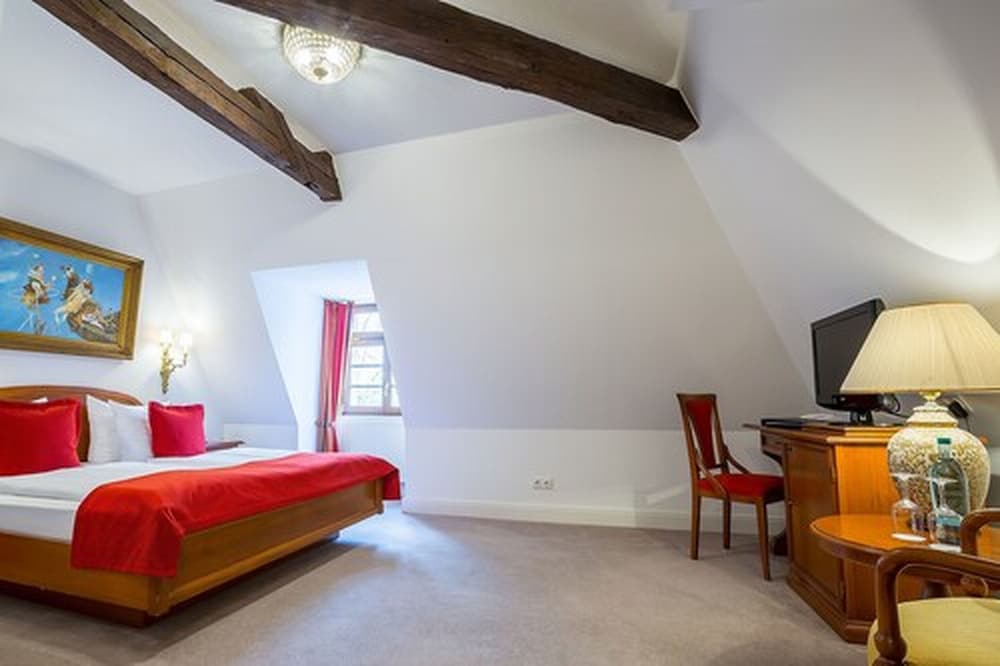 Фото Romantik Hotel Burgkeller & Residenz Kerstinghaus