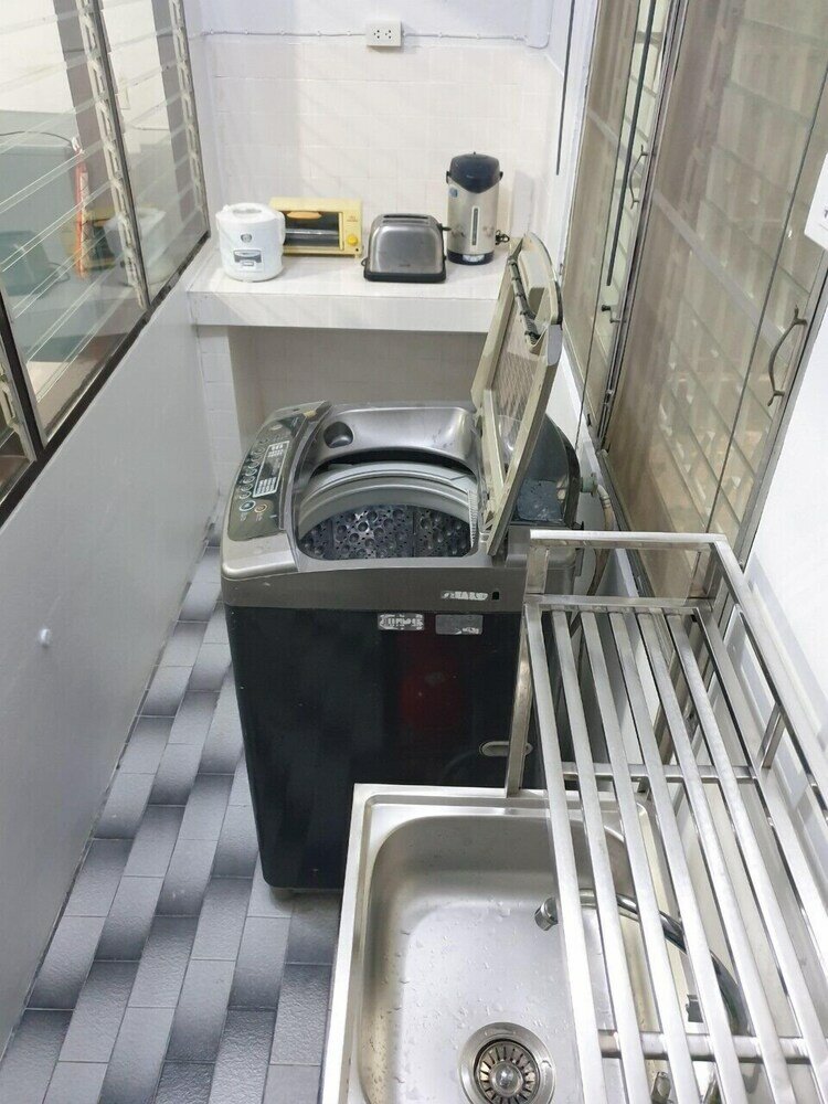 Фото Bhundaree Richy