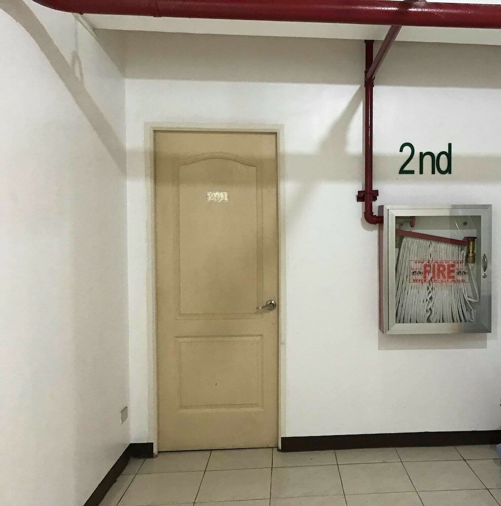 Фото Meaco Royal Hotel - Malabon