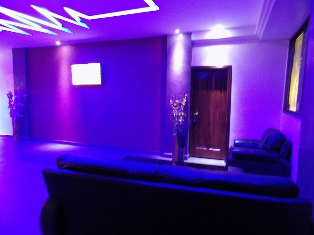 Фото Freedom City Hotel