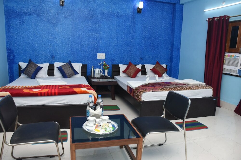 Фото Hotel Anand Lok