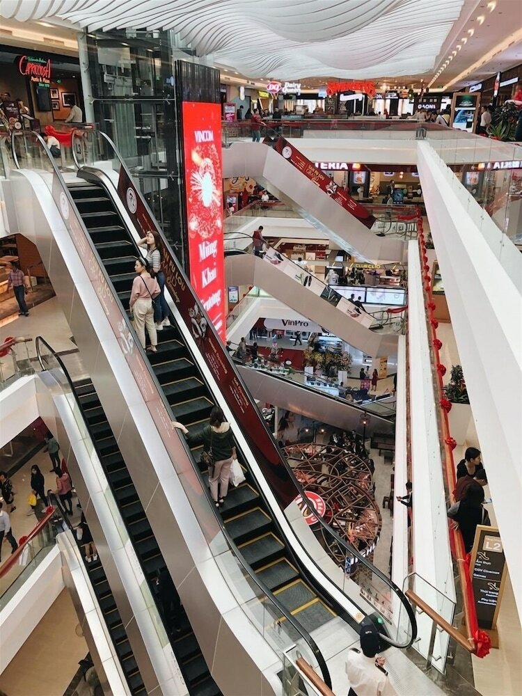 Фото Luxury Apartments Vinhomes Metropolis