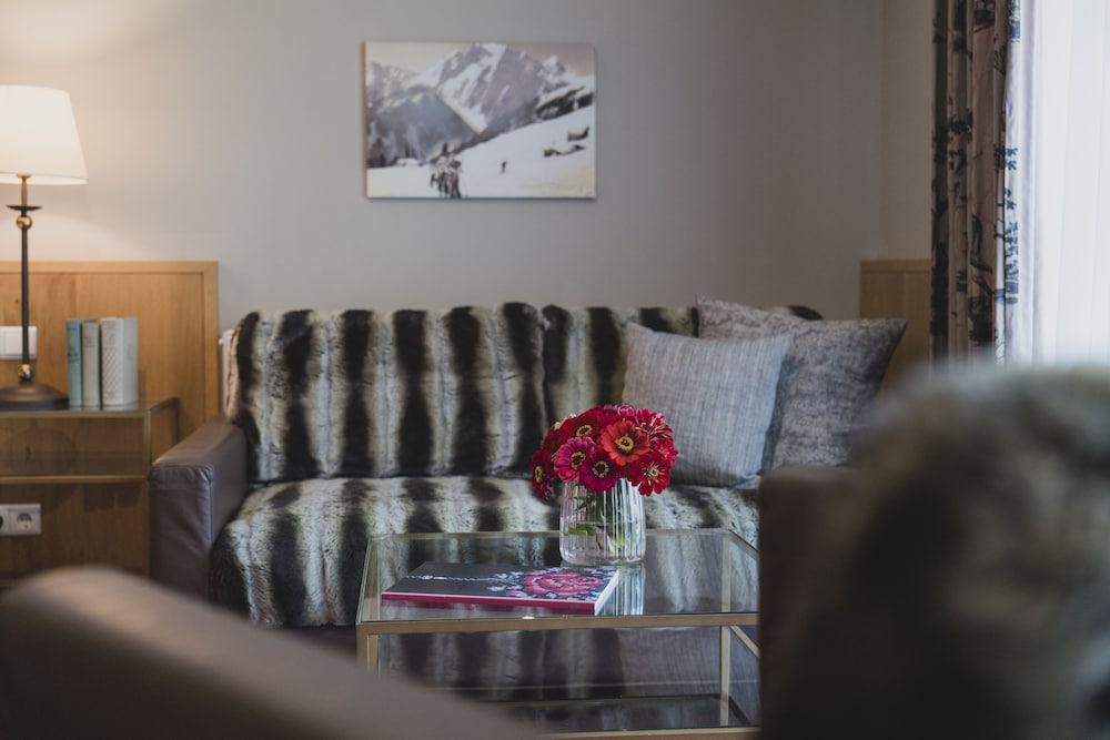 Фото Neuhaus Zillertal Resort