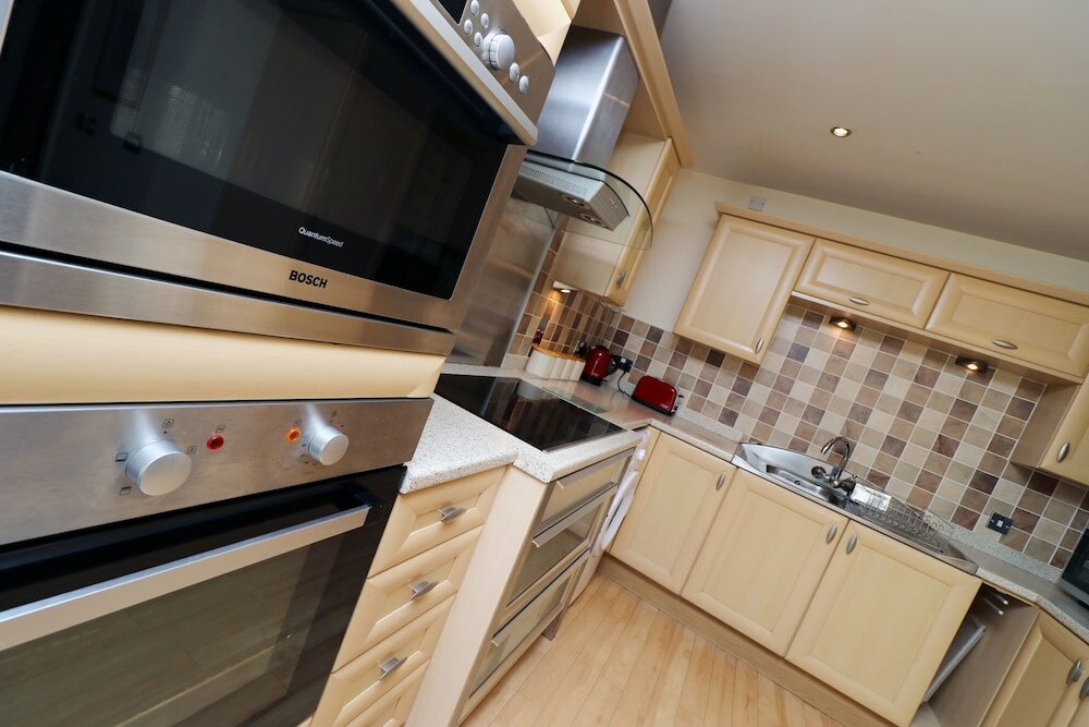 Фото 3 Bed Apartment - Mermaid Quay