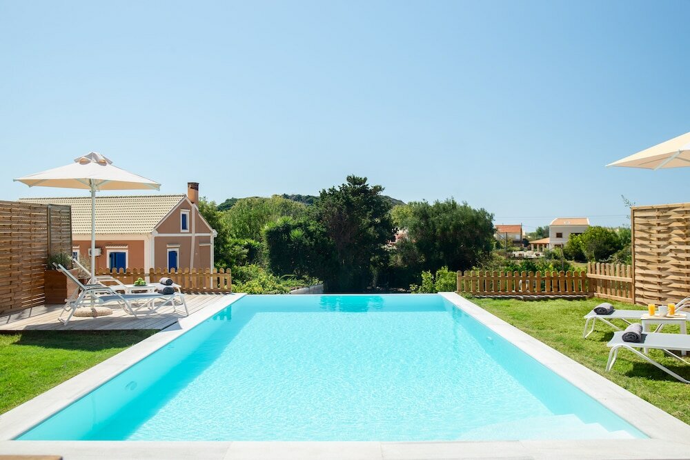 Фото Reiki Luxury Villas