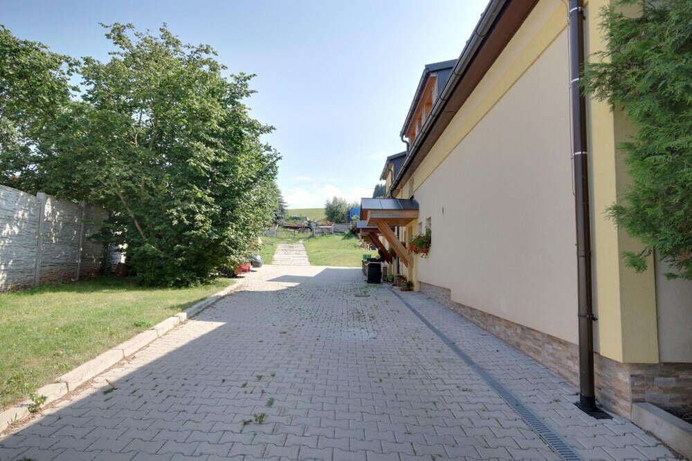 Фото Guest House Pod Hajkem