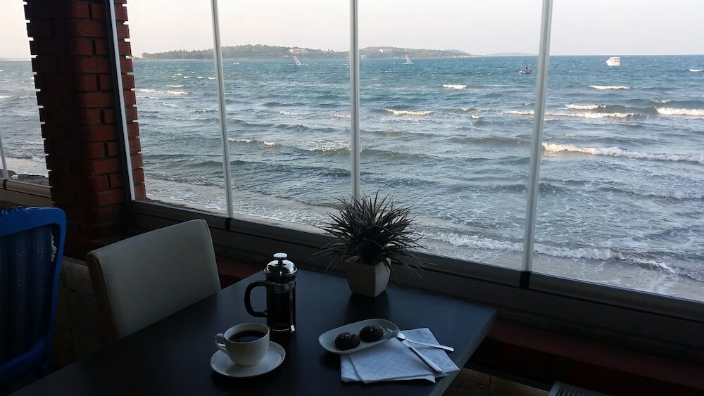 Фото Urla Yelken Hotel