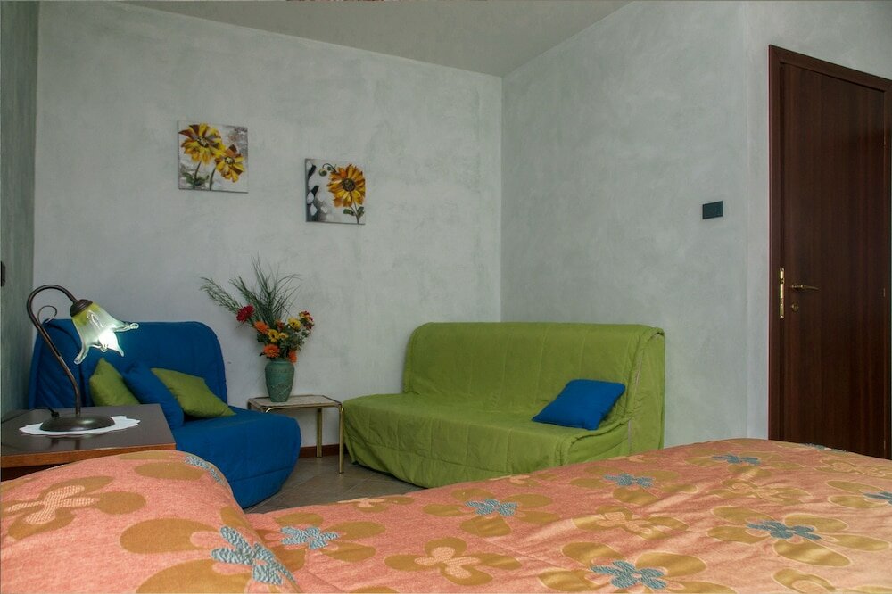 Фото Agriturismo Lustrinu