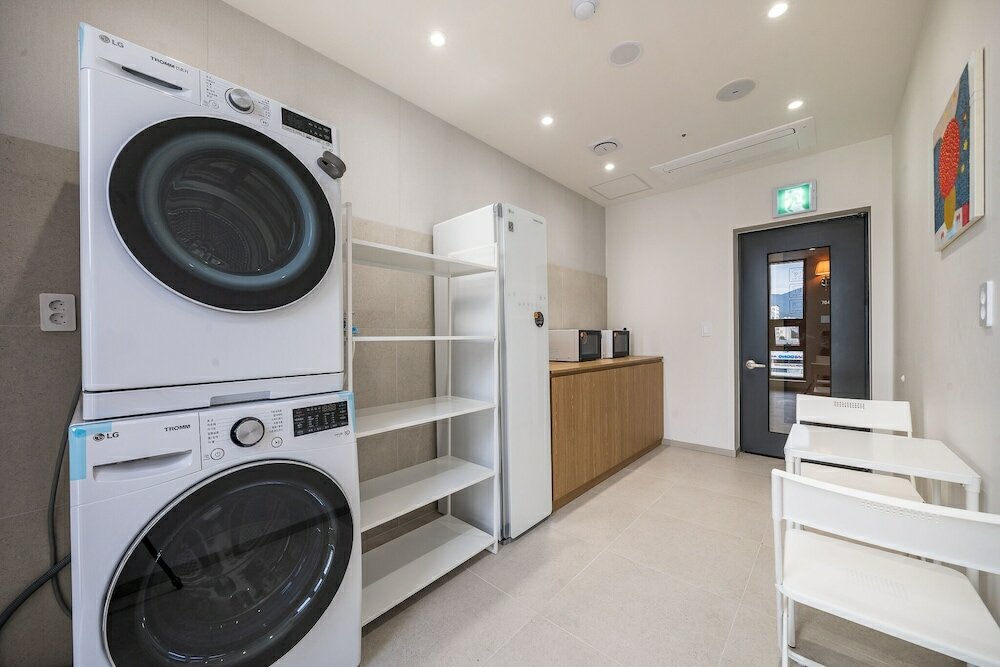 Фото Brown Dot Hotel Masan