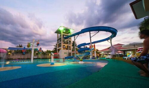 Гостиница Cml Beach Resort & Water Park в Провинции Батангас