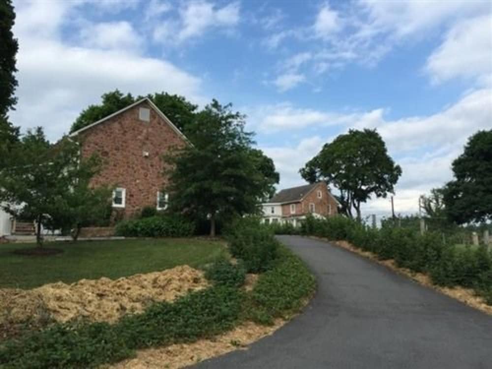 Фото Frush Farm Bed & Breakfast