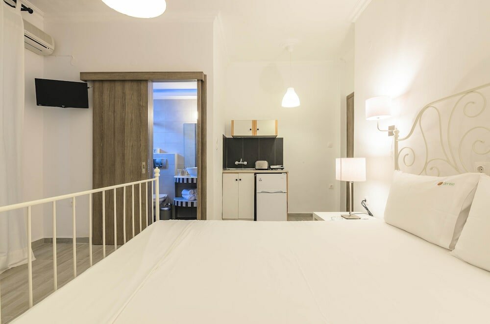 Фото Denise Studios & Apartments