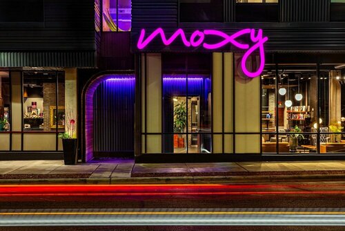 Гостиница Moxy Minneapolis Uptown в Миннеаполисе