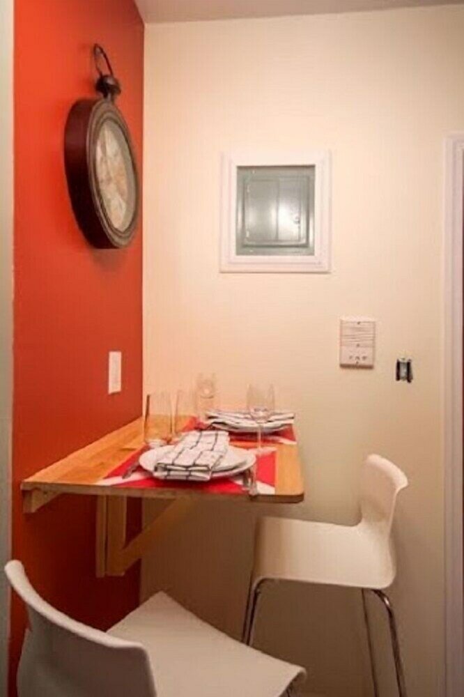 Фото Washington Heights Apartments