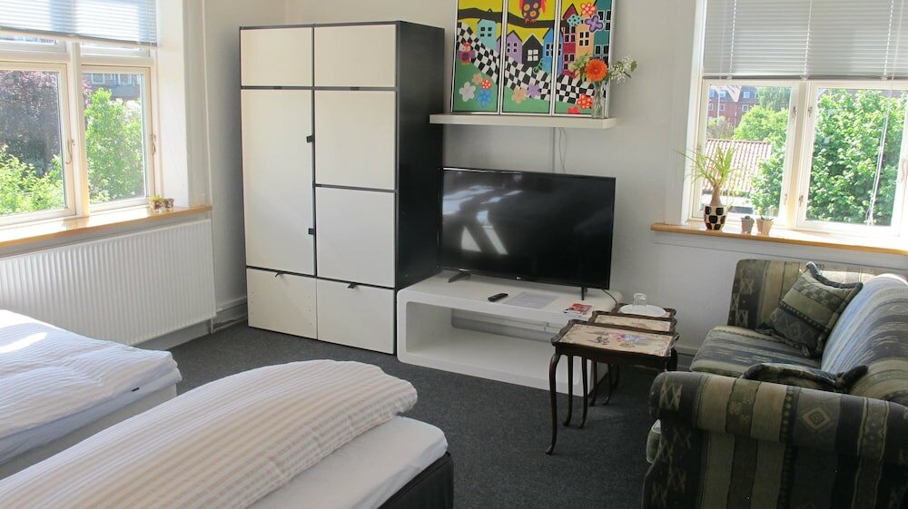 Фото Guesthouse Sharon Suite