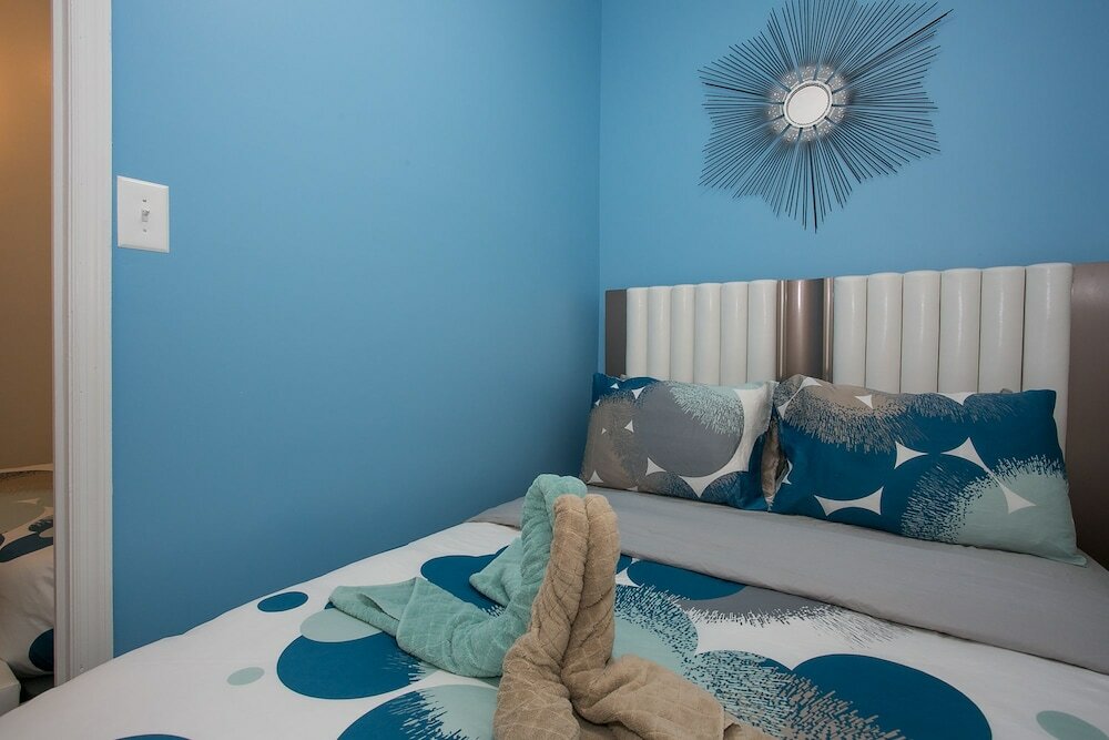 Фото Washington Heights Apartments