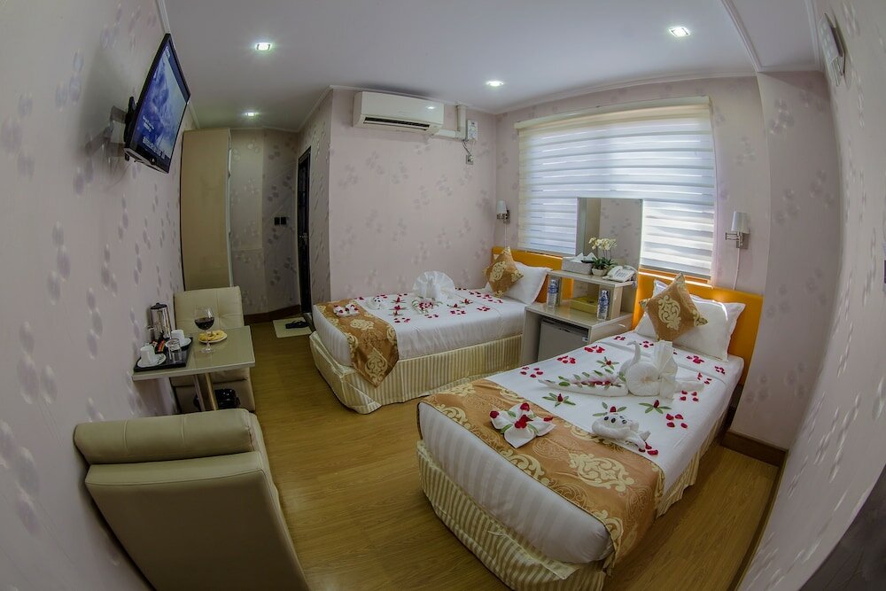 Фото Diamond Rise Hotel Mandalay