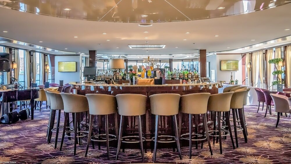 Фото Select Ms Charles Dickens - Neuss