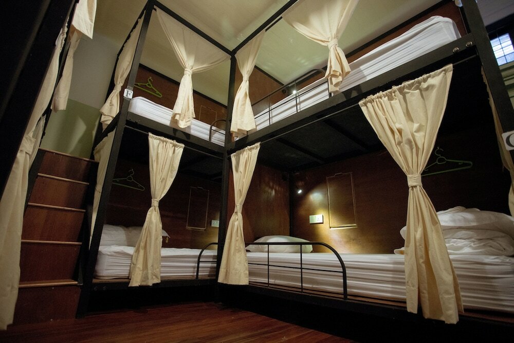 Фото 501 Merchant Bed & Breakfast - Hostel