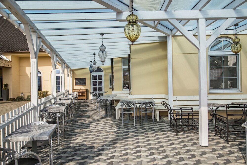 Фото Hotel Galant Lednice