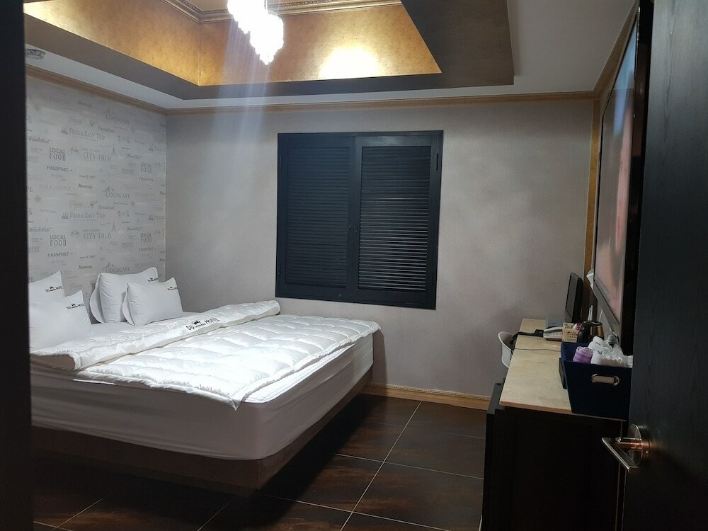 Фото Business Hotel