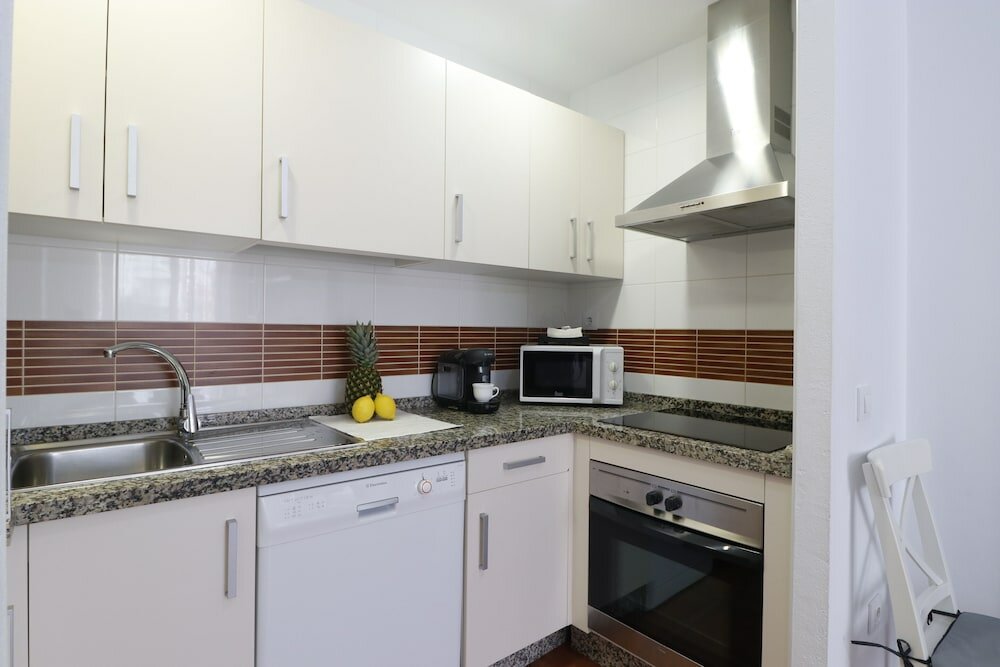 Фото Apartamentos San Francisco by Summerland