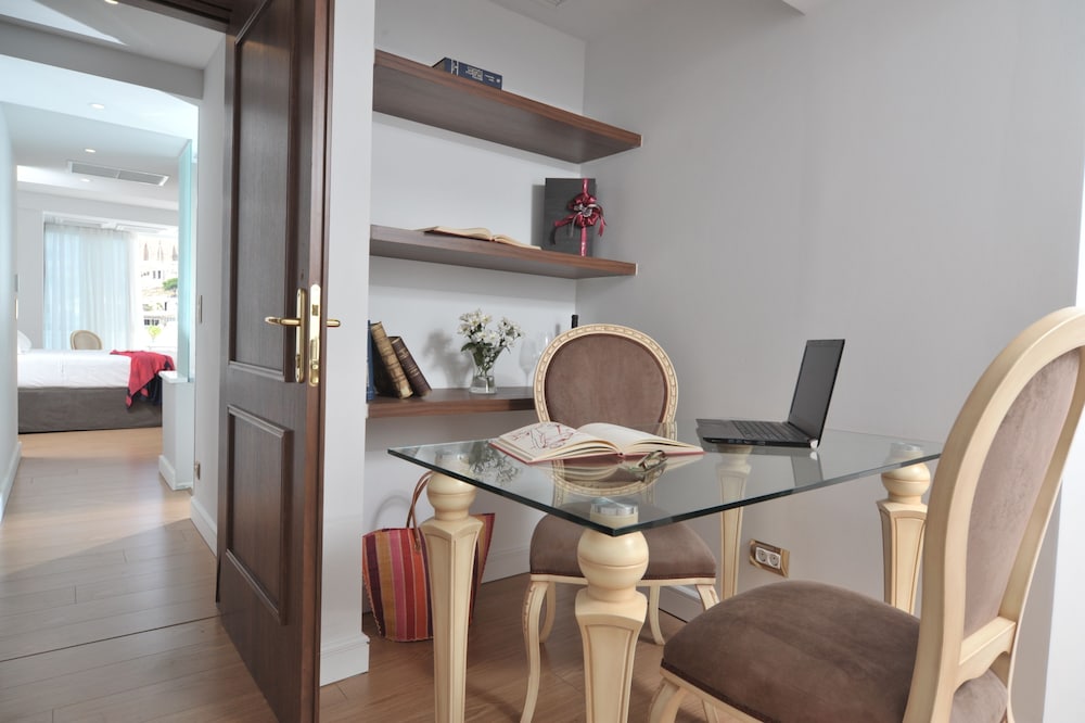 Фото Acropolis Spirit Boutique Hotel