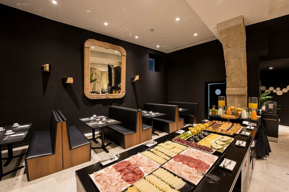 Фото Apartamentos The Arc Carrís