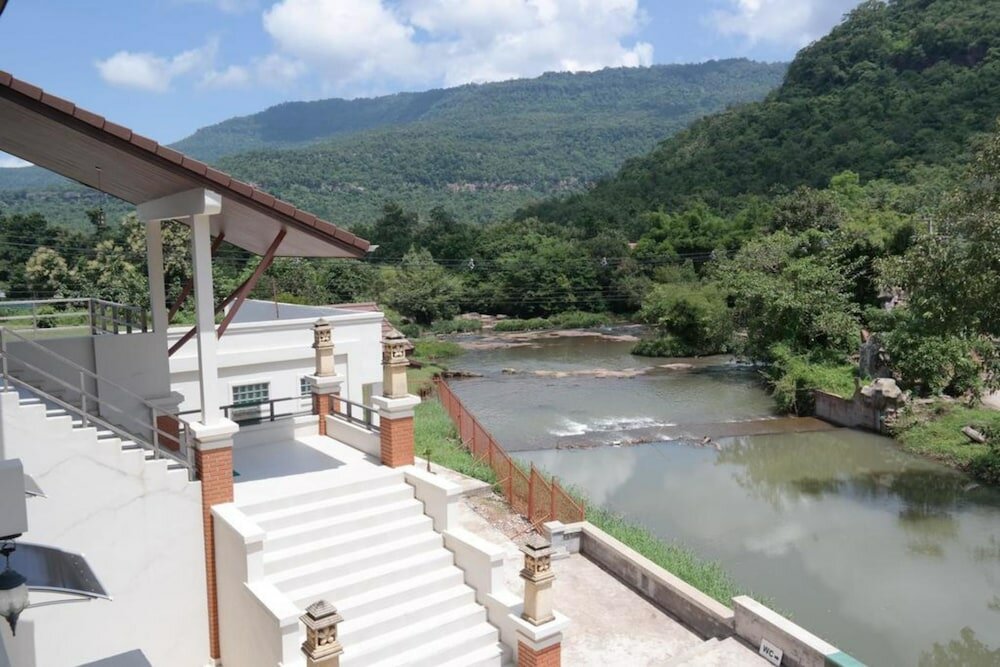 Фото Phubachiang Golf & Resort Pakse