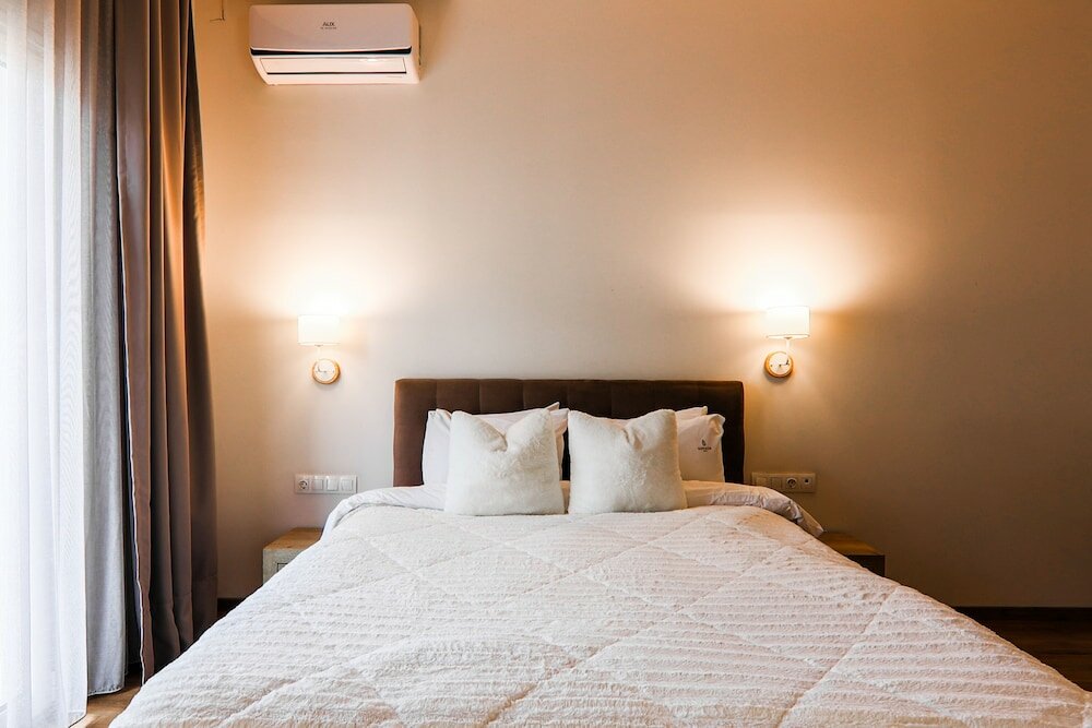 Фото Superior One Luxury Apartments