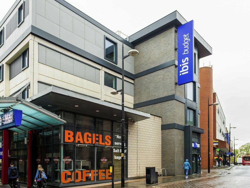 Фото Ibis budget London Bromley Town Centre