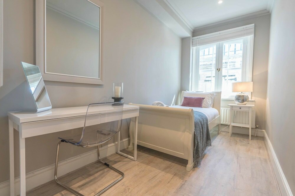 Фото Stunning house in Chelsea