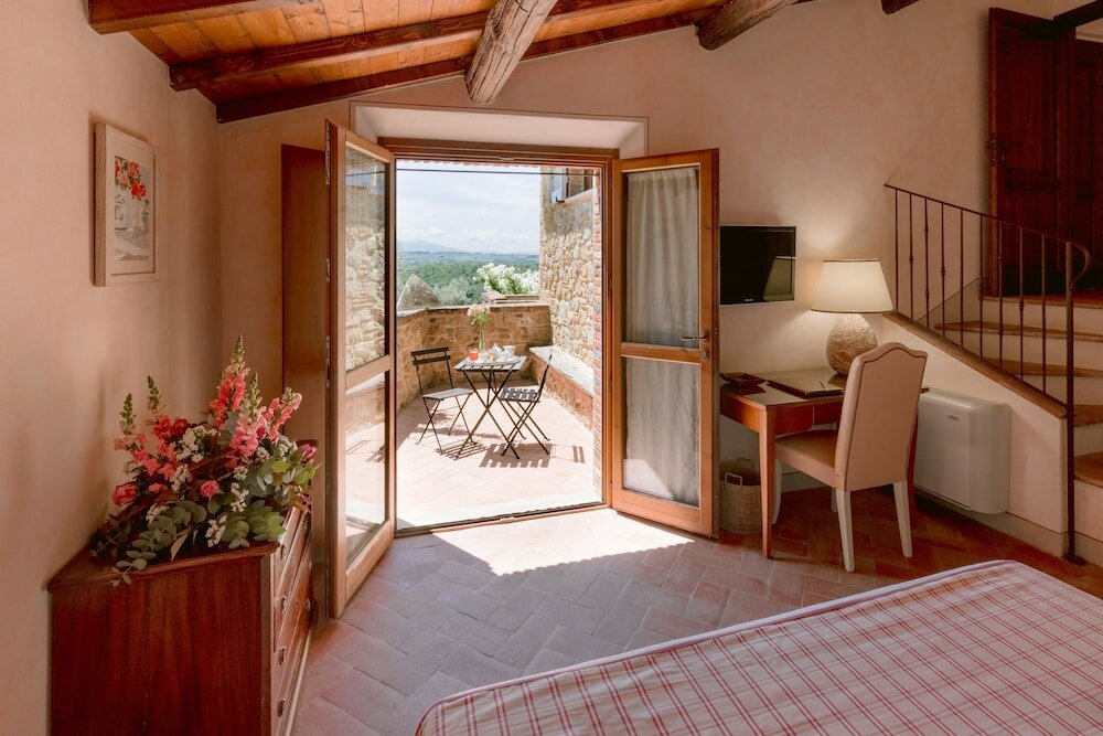 Фото Borgo Sant'Ambrogio Resort