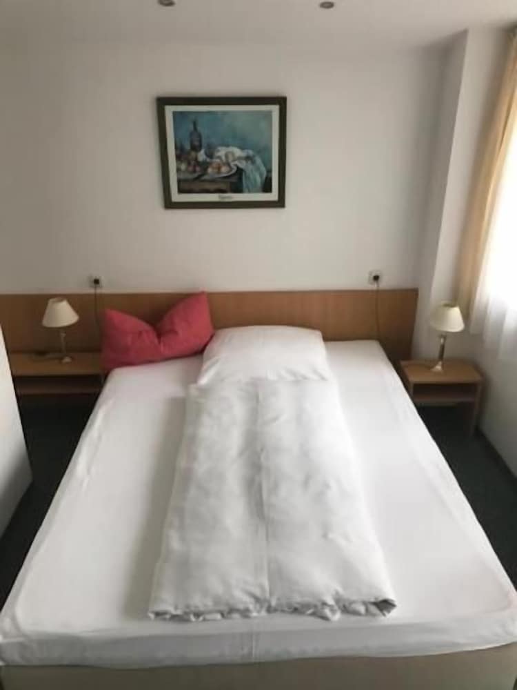 Фото Hotel Occam