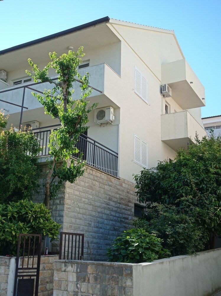 Фото Apartments and Rooms Zvjezdana