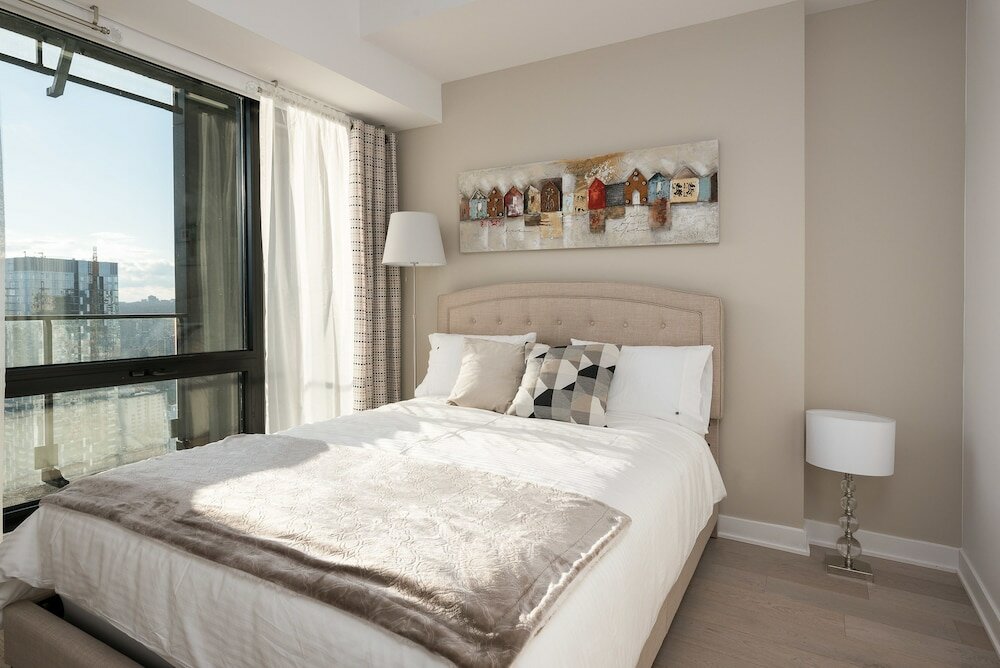 Фото Luxury home in downtown Montreal